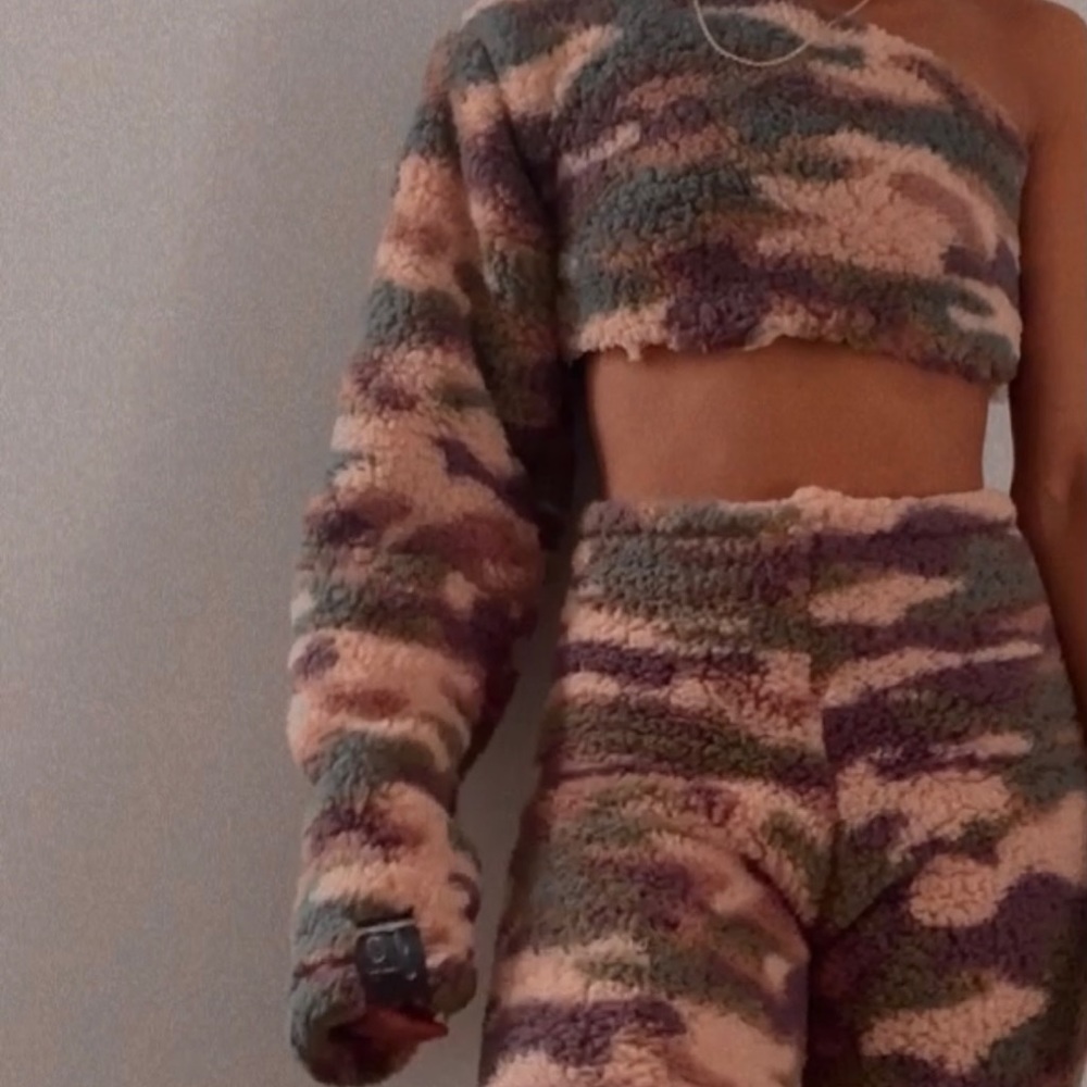 Fur Top ONLY
